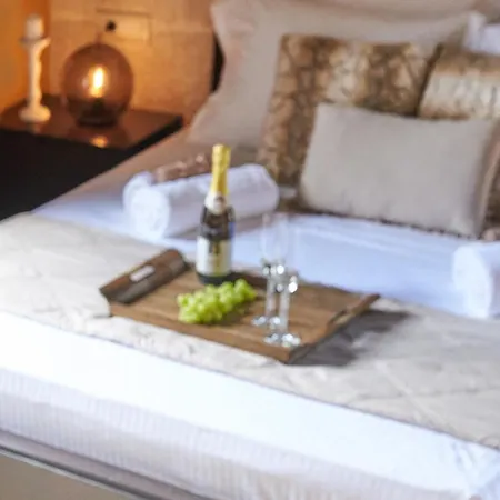Aktis Luxury Villa *