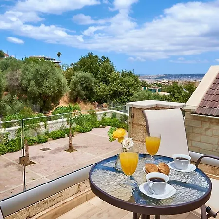 Aktis Luxury Villa *